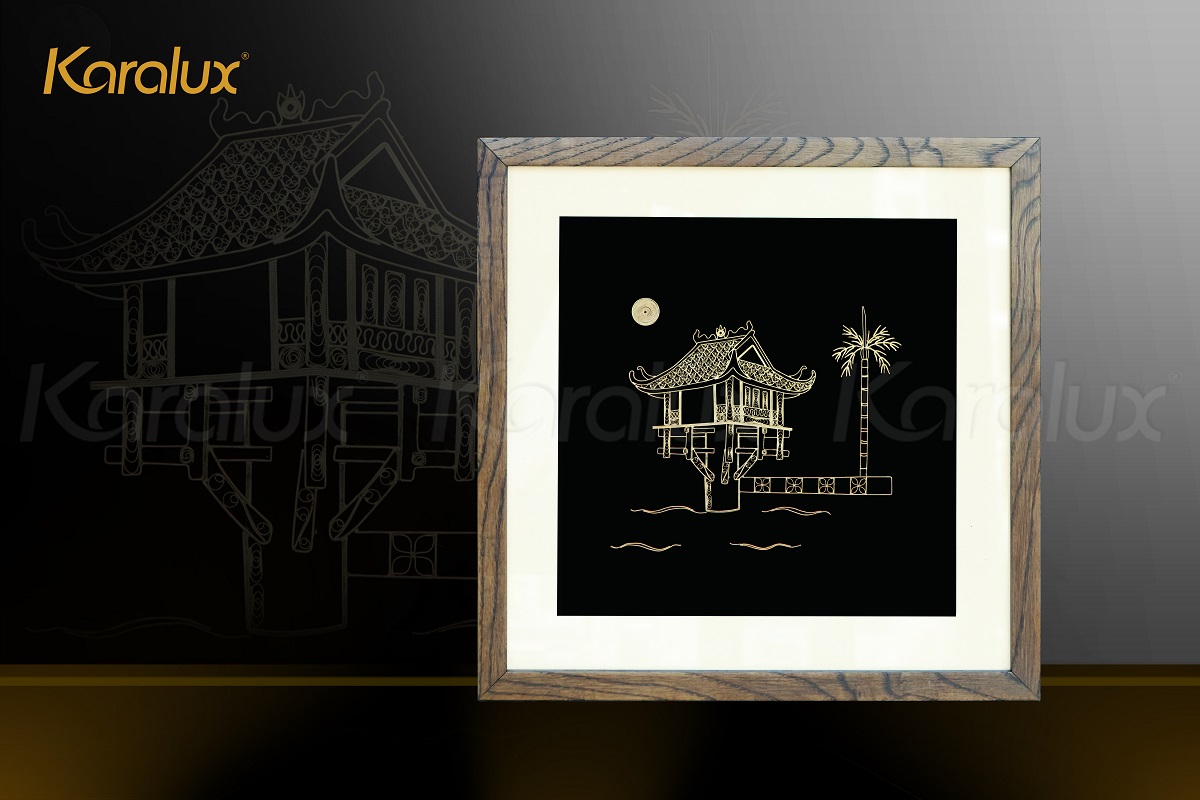 Tranh Chùa Một Cột mạ vàng 24K chế tác thủ công bởi nghệ nhân kim hoàn thường được nhiều cơ quan, tổ chức lựa chọn làm quà tặng ngoại giao Tranh Chùa Một Cột mạ vàng 24K chế tác thủ công bởi nghệ nhân kim hoàn thường được nhiều cơ quan, tổ chức lựa chọn làm quà tặng ngoại giao
