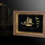 Tranh thuận buồm xuôi gió mạ vàng (để bàn) 14